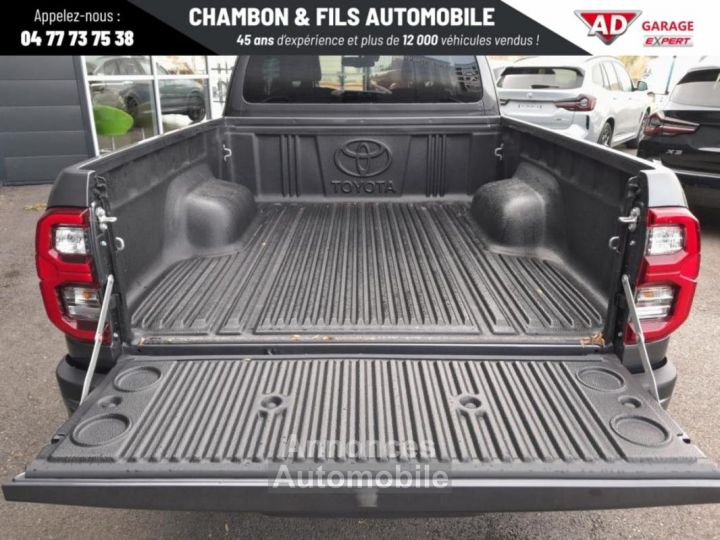 Toyota Hilux X-TRA CABINE CAB 4WD 2.8L 204 D-4D BVA INVINCIBLE prix ht - 8