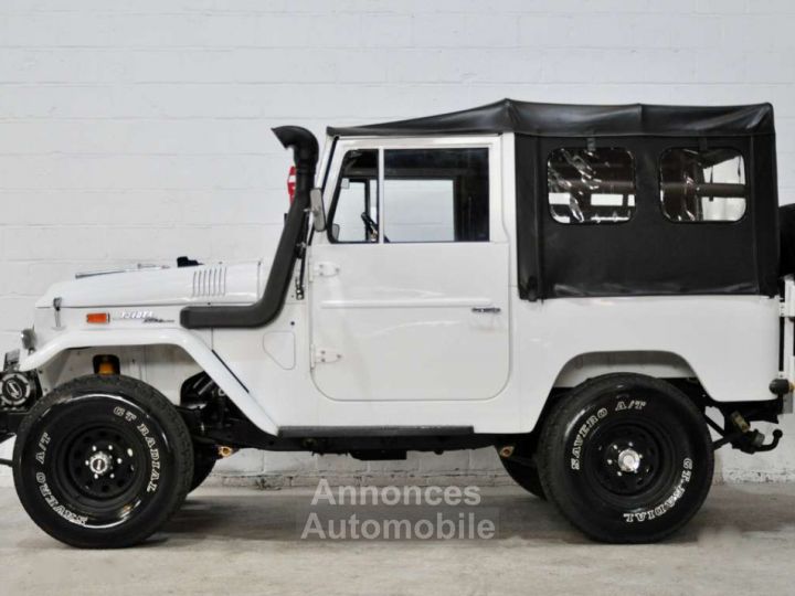 Toyota Land Cruiser FJ40 3.9 - 3