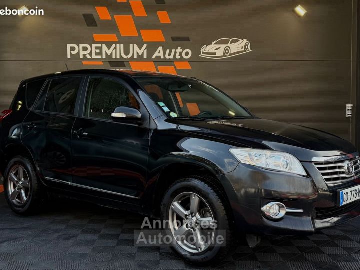 Toyota Rav4 2.2 D-4D 150Cv 4x4 4 Roues motrices Xénon Led Start and Stop Climatisation Auto Ct Ok 2027 - 2