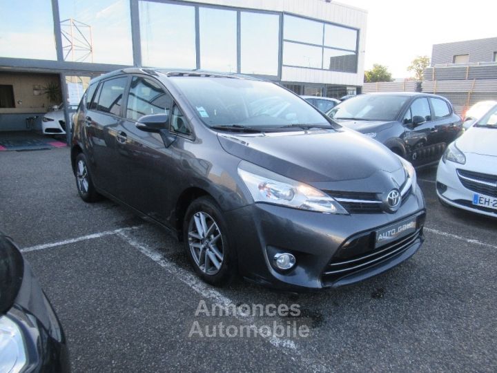 Toyota Verso 112 D-4D FAP Design 7 places - 3