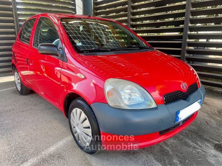 Toyota Yaris 1.0 VVT 68 CH Terra - 1