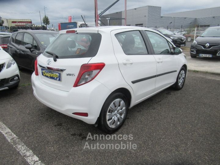 Toyota Yaris 100 VVT-i Dynamic Clim regulateur 5 portes - 4