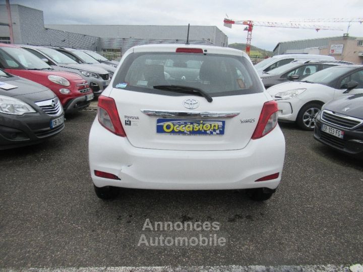 Toyota Yaris 100 VVT-i Dynamic Clim regulateur 5 portes - 5