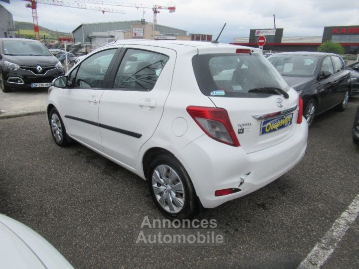 Toyota Yaris 100 VVT-i Dynamic Clim regulateur 5 portes - 6