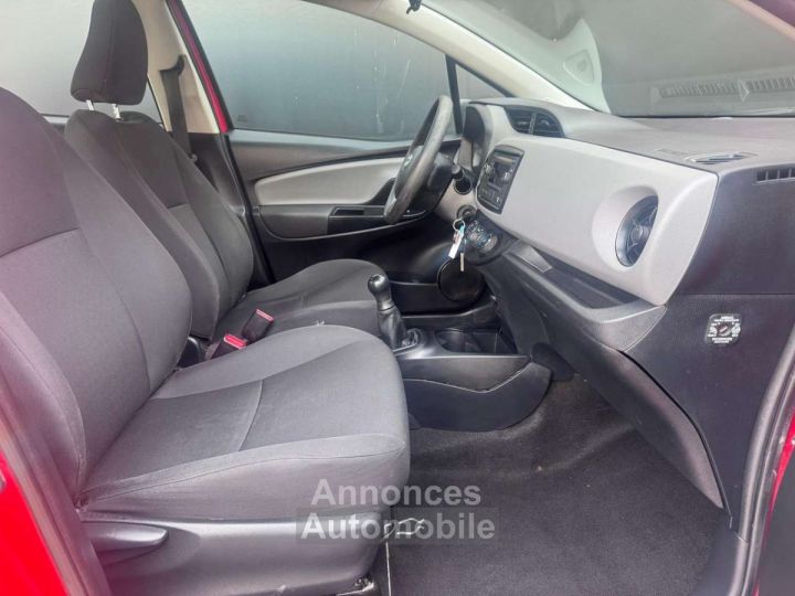 Toyota Yaris 1.0i VVT-i Comfort 1ER PROP. - 9