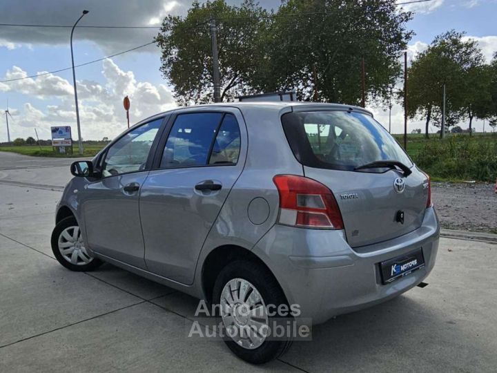 Toyota Yaris 1.0i VVT-i Eco Garantie 12 mois - 8