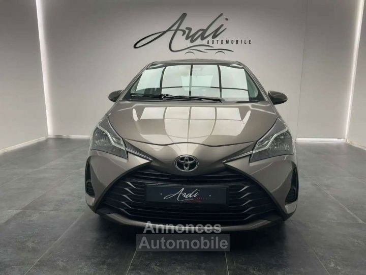 Toyota Yaris 1.0i VVT-i GARANTIE 12 MOIS 1er PROPRIETAIRE - 2