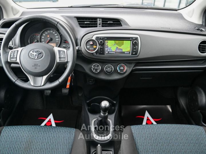 Toyota Yaris 1.33 VVT-i Life Navi - 10