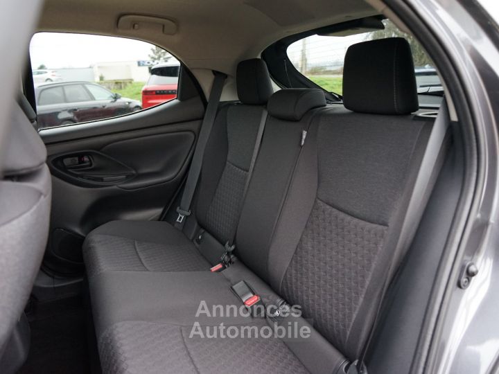 Toyota Yaris 1.5 Hybride 116H Design -420 €/mois - 1ère Main Française - Etat NEUF - Pack Confort - Garantie Constructeur - 33