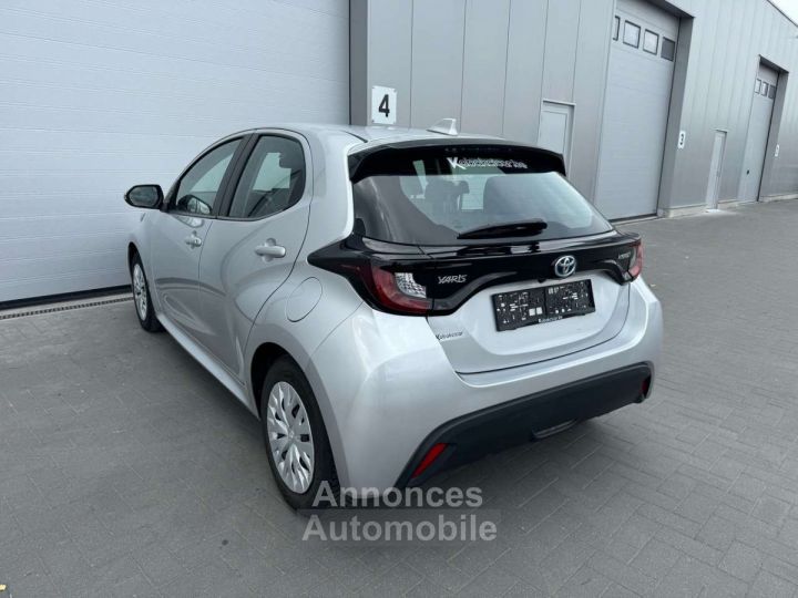 Toyota Yaris 1.5i Dual VVT-iE Dynamic CVT GARANTIE - 4