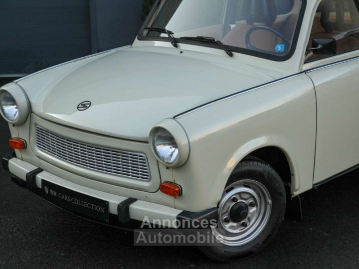 Trabant P601 S Low mileage 1st Paint - 24