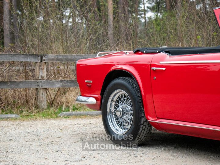 Triumph TR250 Overdrive 2.5L straight 6 with 111bhp - 5