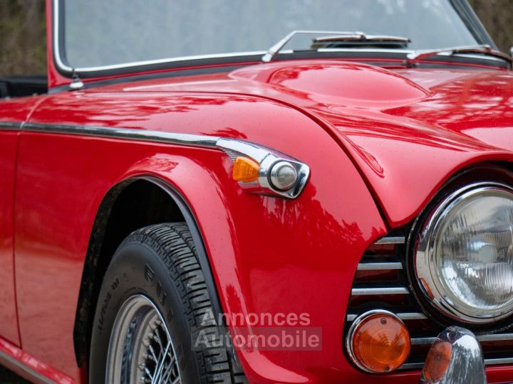 Triumph TR250 Overdrive 2.5L straight 6 with 111bhp - 8