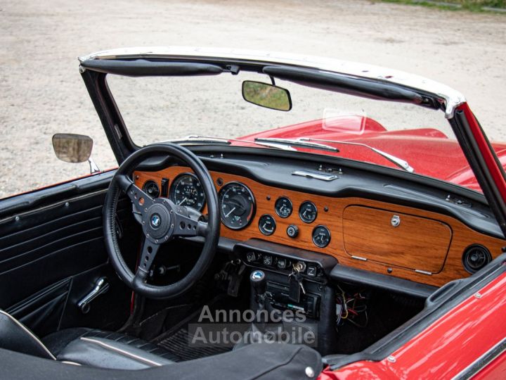 Triumph TR250 Overdrive 2.5L straight 6 with 111bhp - 10