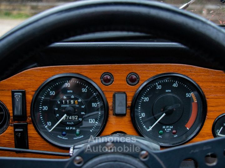 Triumph TR250 Overdrive 2.5L straight 6 with 111bhp - 16