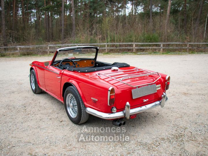 Triumph TR250 Overdrive 2.5L straight 6 with 111bhp - 36