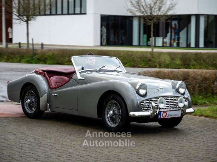 Triumph TR3 B - 16