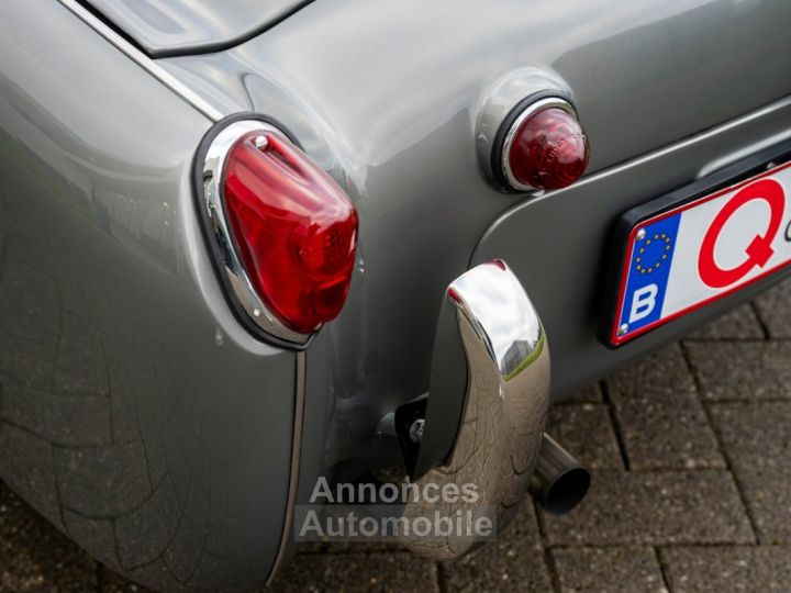 Triumph TR3 B - 24