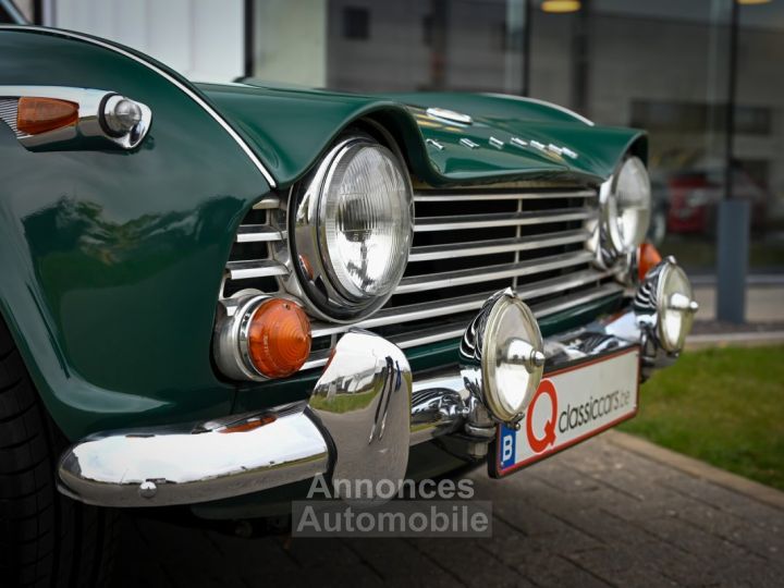 Triumph TR4A  - 13