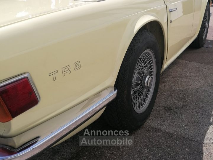 Triumph TR6 - 11