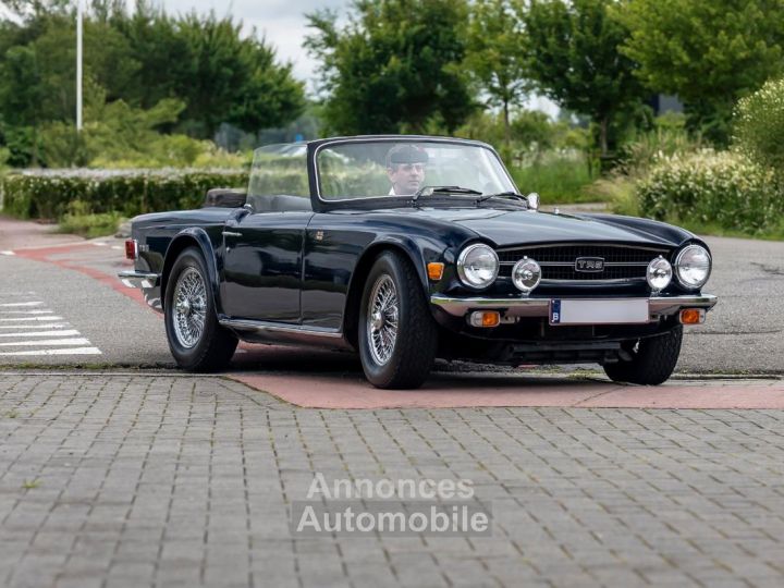 Triumph TR6 2500 - 14