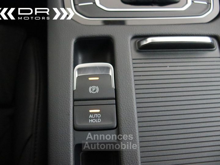 Volkswagen Arteon 2.0TDI DSG 37.894km!!! - APPLE CARPLAY VIRTUAL COCKPIT ADAPTIVE CRUISE CONTROL - 32