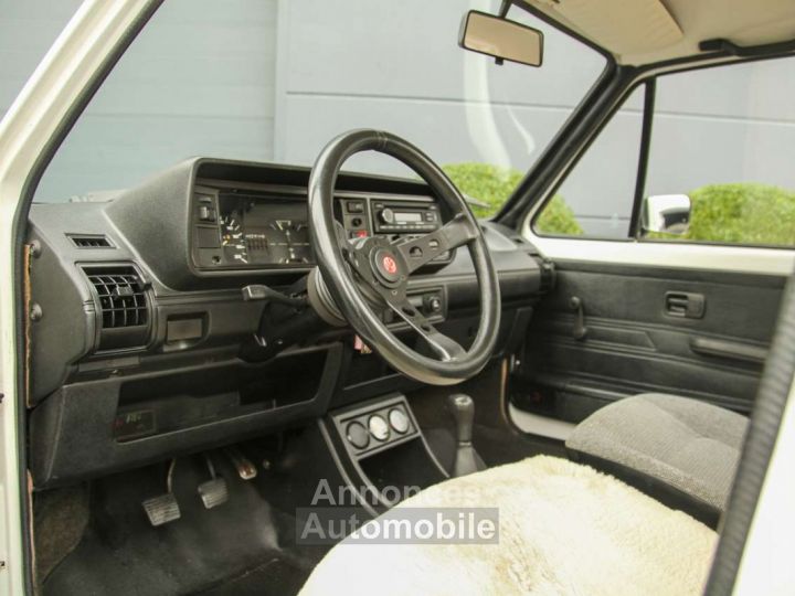 Volkswagen Caddy Mk1 - 26