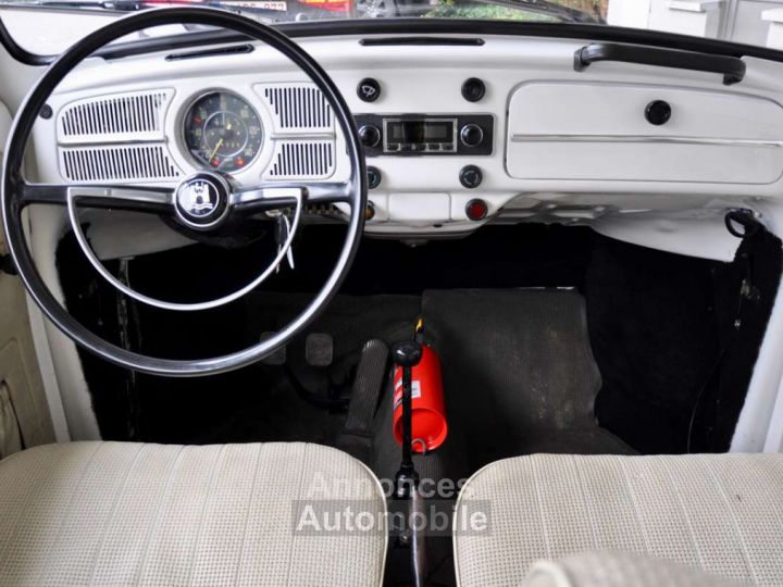 Volkswagen Coccinelle 1.300cc 40cv - 11