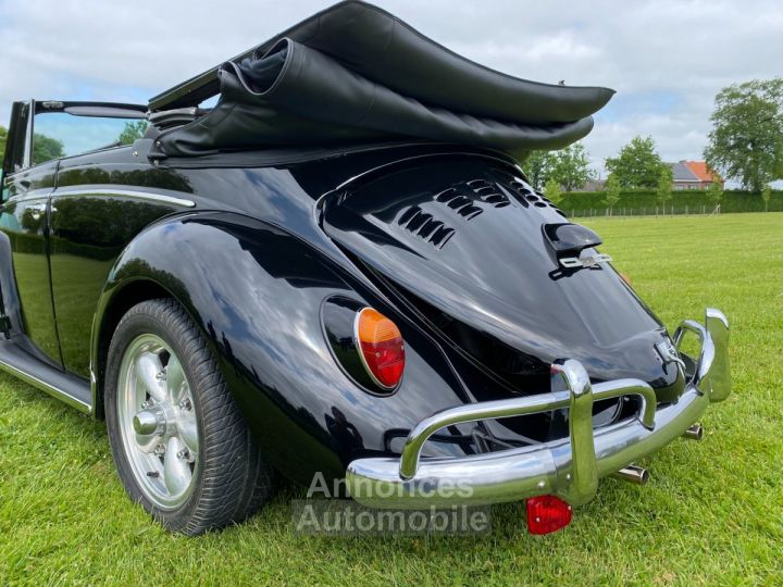 Volkswagen Coccinelle bug convertible - 20