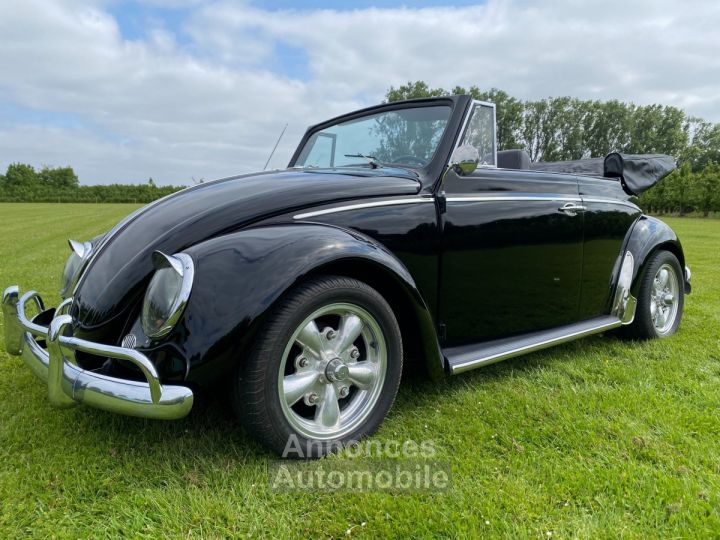 Volkswagen Coccinelle bug convertible - 36