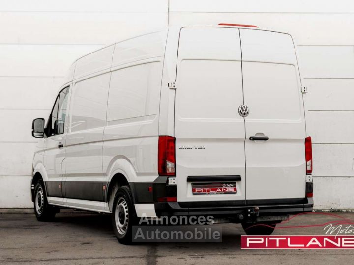 Volkswagen Crafter 2.0 TDi L3H3 UTILI. 3 PLACES ATTELAGE CARPLAY - 3