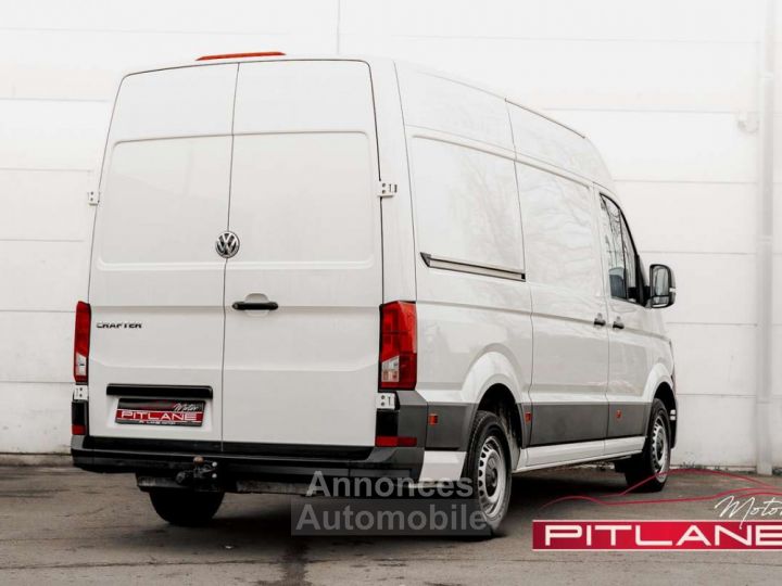 Volkswagen Crafter 2.0 TDi L3H3 UTILI. 3 PLACES ATTELAGE CARPLAY - 5