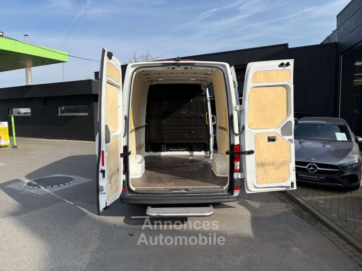 Volkswagen Crafter L3-H3 -3 Zit Uitbekleed - 12