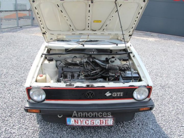 Volkswagen Golf 1 GTi Rabbit - 37