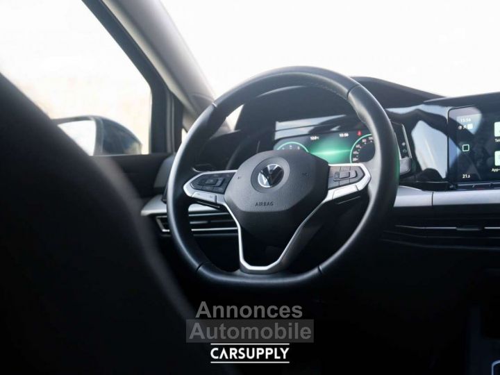 Volkswagen Golf 1.0 TSI - App Connect - Trekhaak - PDC - LED - ACC - 12