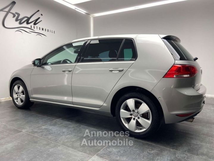 Volkswagen Golf 1.2 TSI GARANTIE 12 MOIS 1er PROPRIO GPS AIRCO - 12