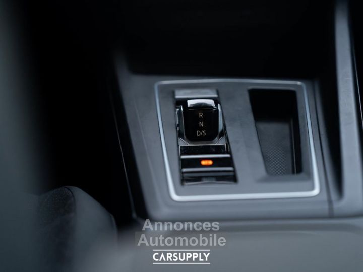 Volkswagen Golf 1.5 eTSI DSG - Camera - GPS - Aple carplay - ACC - 14