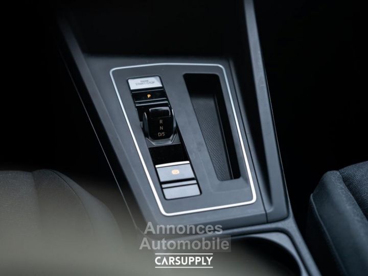Volkswagen Golf 1.5 eTSI DSG - Camera - GPS - Aple carplay - ACC - 15