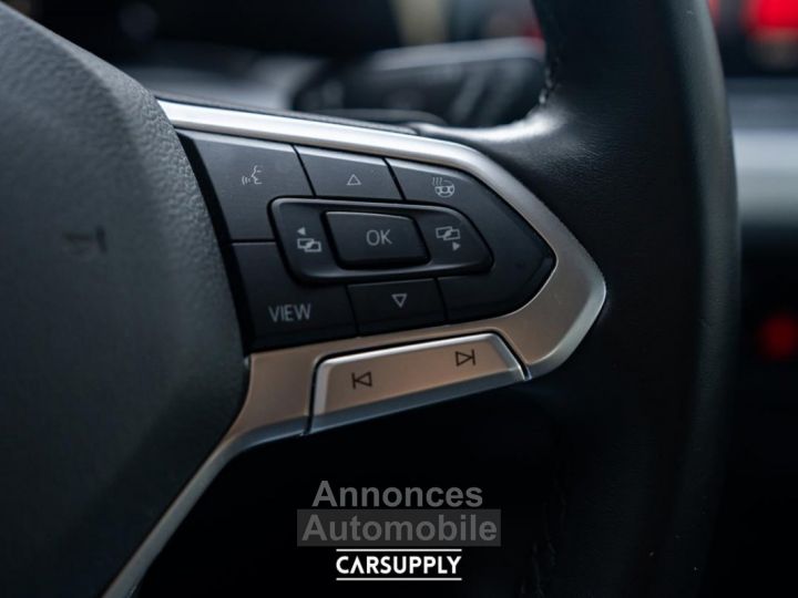 Volkswagen Golf 1.5 eTSI DSG - Camera - GPS - Aple carplay - ACC - 19