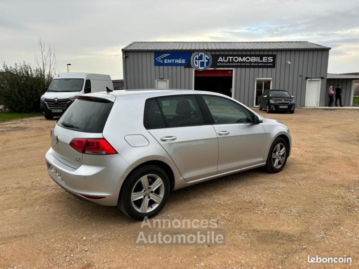 Volkswagen Golf 1.6 TDI 105 BlueMotion Technology FAP Confortline - 6