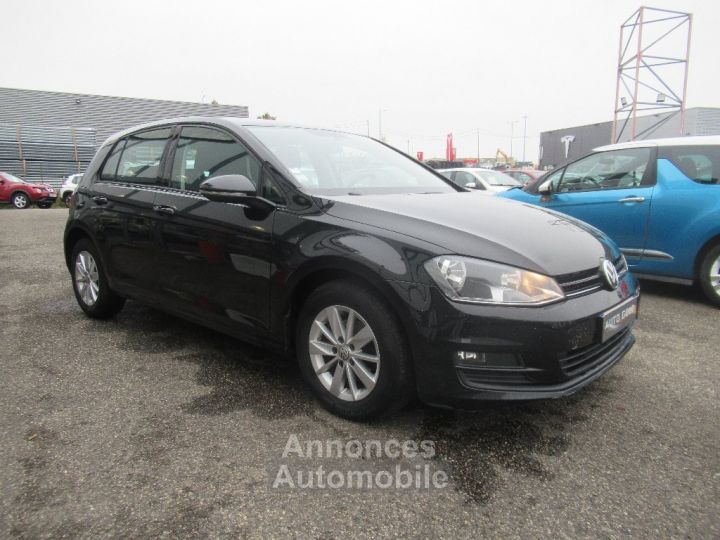 Volkswagen Golf 1.6 TDI 105 BMT Confortline - 3