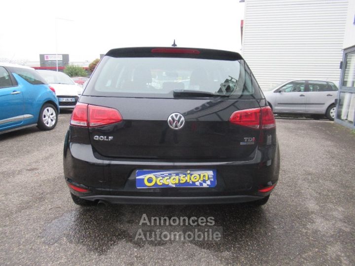 Volkswagen Golf 1.6 TDI 105 BMT Confortline - 5