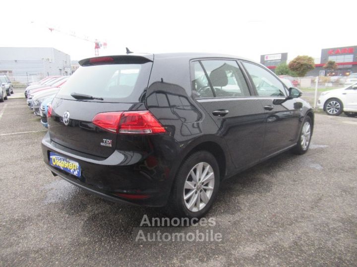 Volkswagen Golf 1.6 TDI 105 BMT Confortline - 4