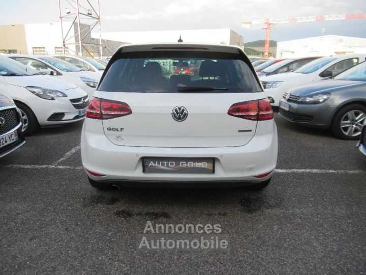 Volkswagen Golf 1.6 TDI 110 BlueMotion Technology Confortline - 5