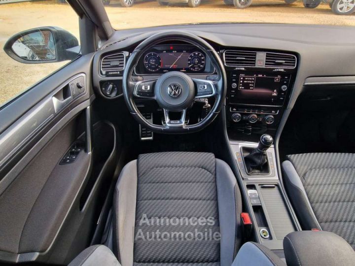 Volkswagen Golf 1.6 TDi R-LINE COCKPIT NAVI CAMERA FRONT ASSIST - 14