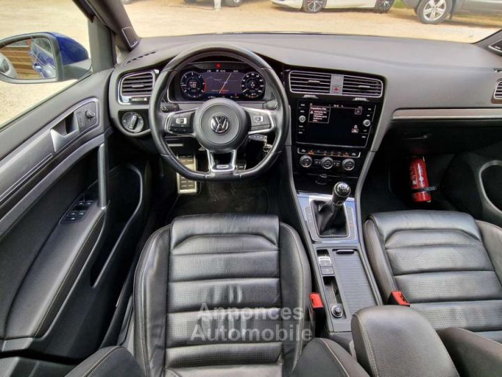 Volkswagen Golf 1.6 TDI R-LINE DISTRONIC COCKPIT LED CAM - 16