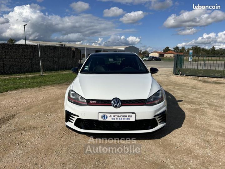 Volkswagen Golf 2.0 TSI 265 BlueMotion Technology DSG6 GTI Clubsport - 2