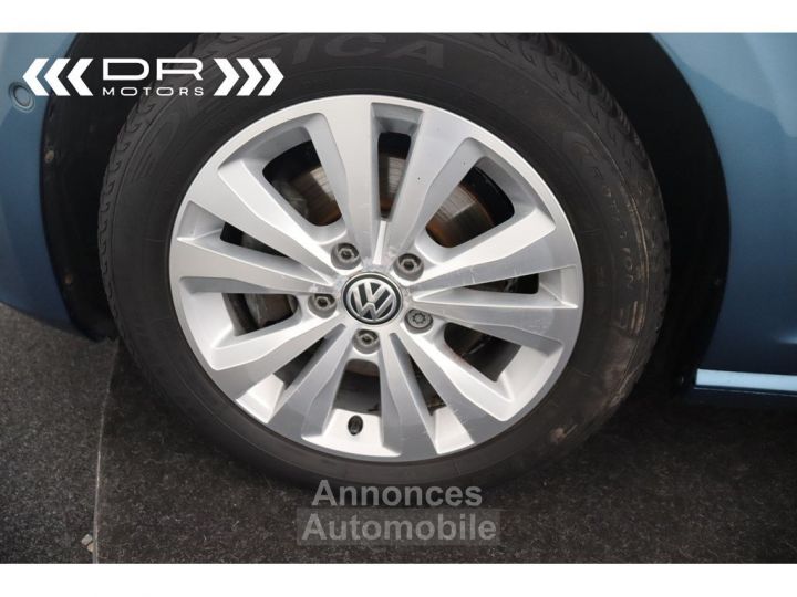 Volkswagen Golf 2.0TDI DSG TRENDLINE - NAVI - 42