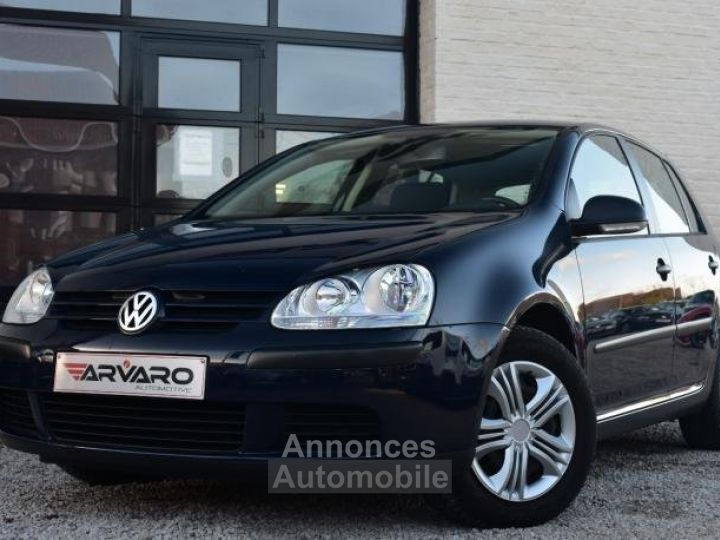 Volkswagen Golf 5 1.4i - 5