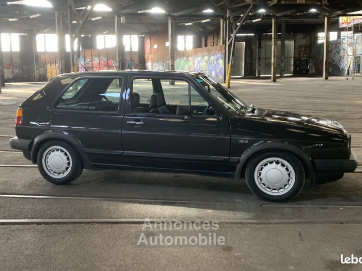 Volkswagen Golf Collector gti 16 soupapes - 2